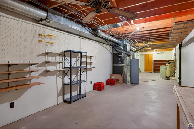 $216,900 | 5650 Southwest Barrington Court North, Unit A), Topeka, KS 66614