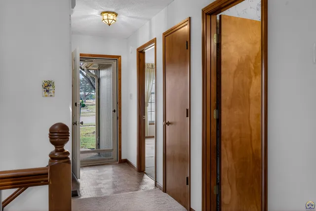 $216,900 | 5650 Southwest Barrington Court North, Unit A), Topeka, KS 66614