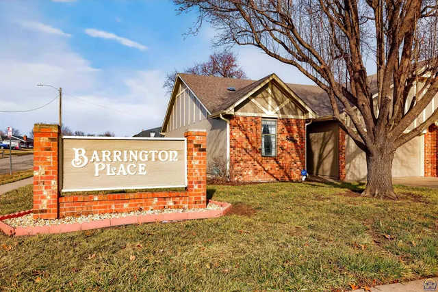 $216,900 | 5650 Southwest Barrington Court North, Unit A), Topeka, KS 66614