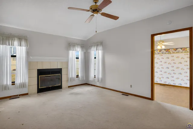 $216,900 | 5650 Southwest Barrington Court North, Unit A), Topeka, KS 66614