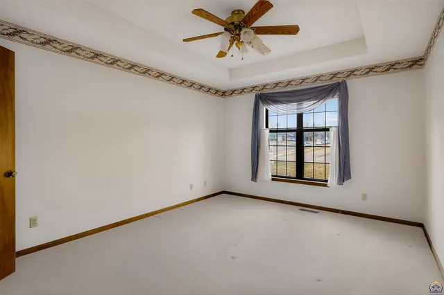 $216,900 | 5650 Southwest Barrington Court North, Unit A), Topeka, KS 66614