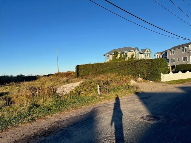$750,000 | 0 Stanton Avenue, Narragansett, RI 02882