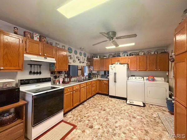 $600,000 | 353 County Road 2400, Salem, MO 65560