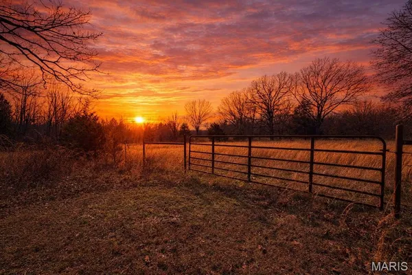 $600,000 | 353 County Road 2400, Salem, MO 65560