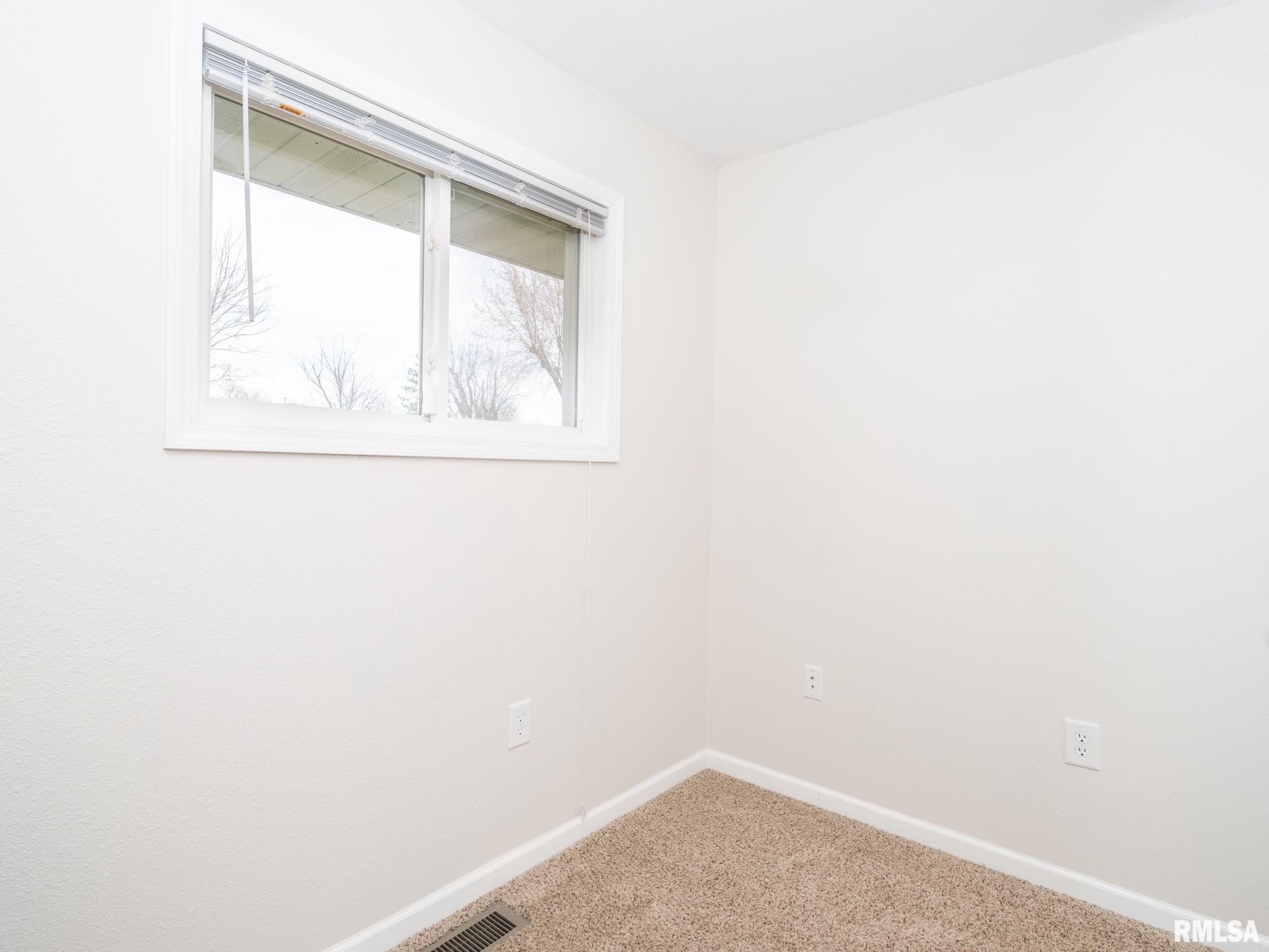 320 Kaskaskia Road Marquette Heights, IL 61554 - Photo 38 of 55 Gallery Image 38