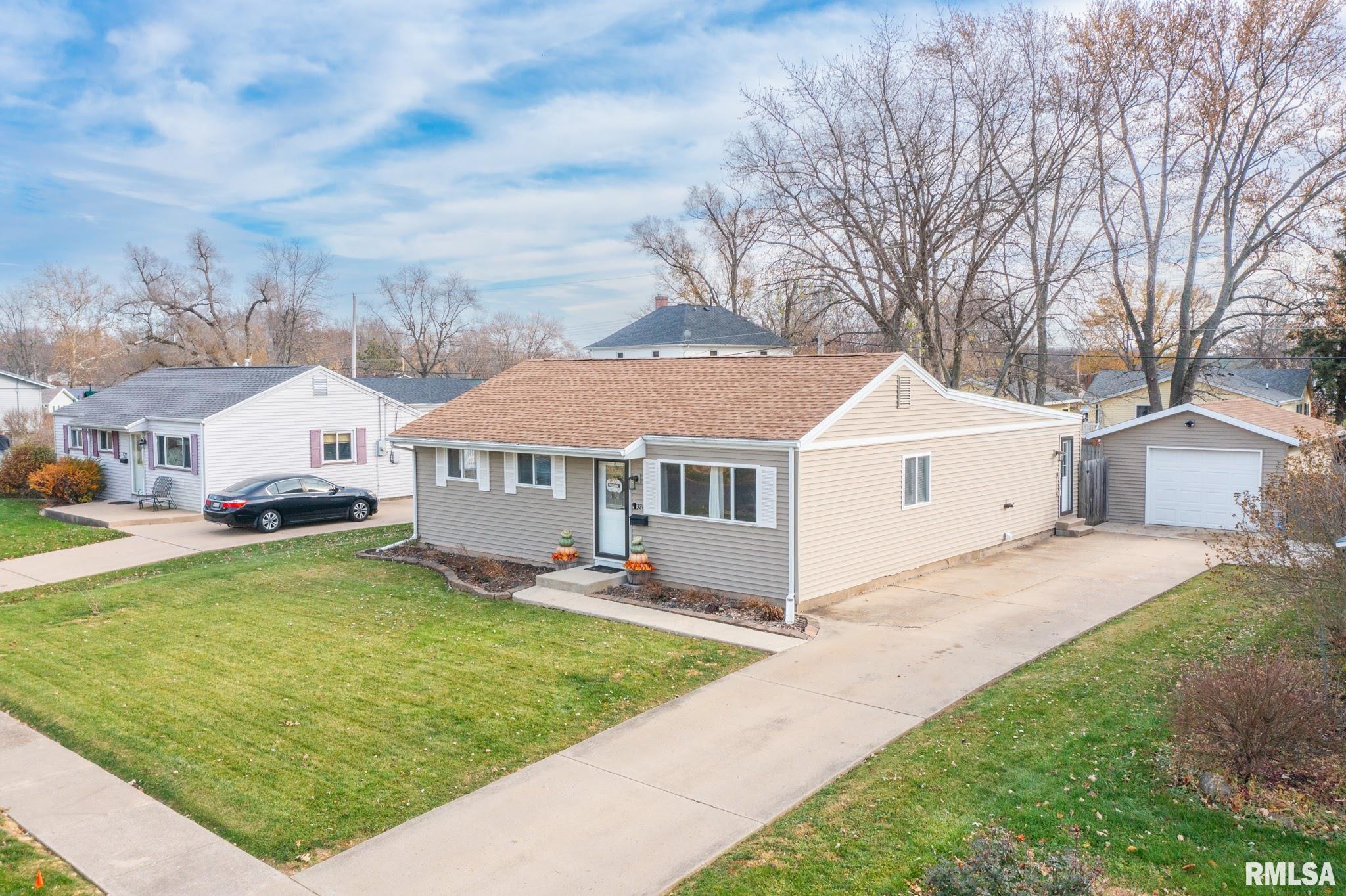 320 Kaskaskia Road Marquette Heights, IL 61554 - Photo 4 of 55 Gallery Image 4