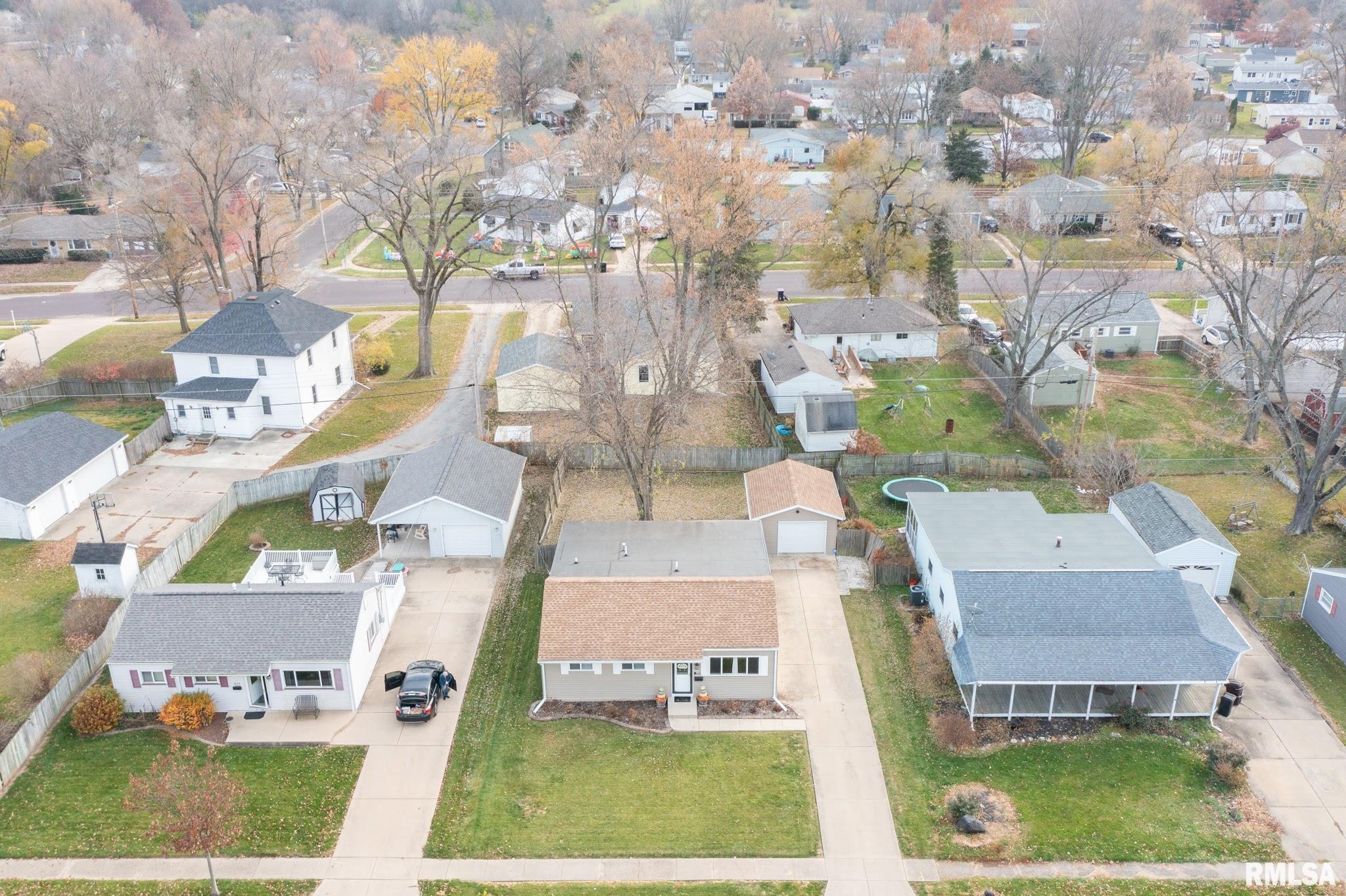 320 Kaskaskia Road Marquette Heights, IL 61554 - Photo 8 of 55 Gallery Image 8