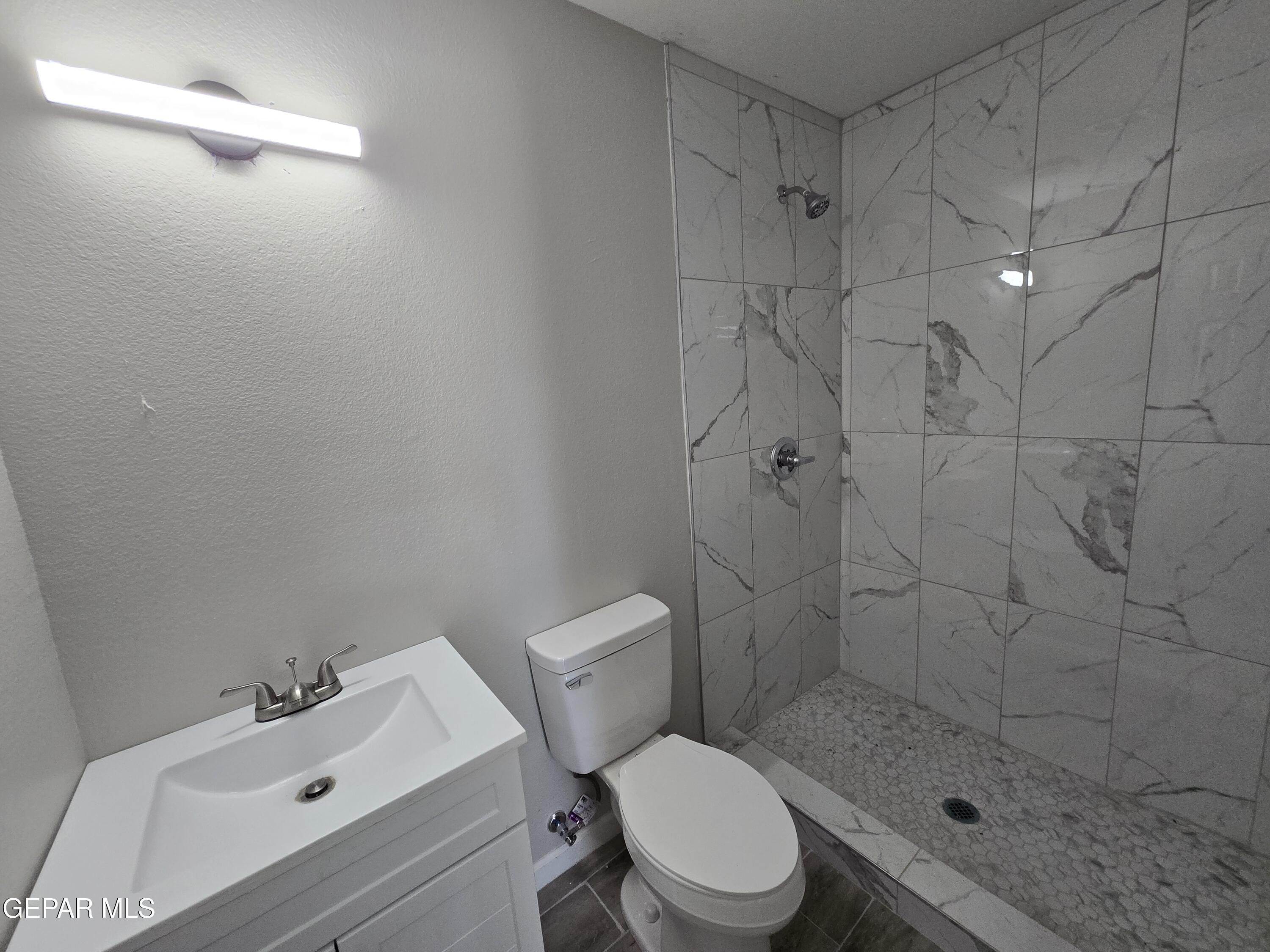 7901 Lirio Road El Paso, TX 79915 - Photo 18 of 23 20260606_115407