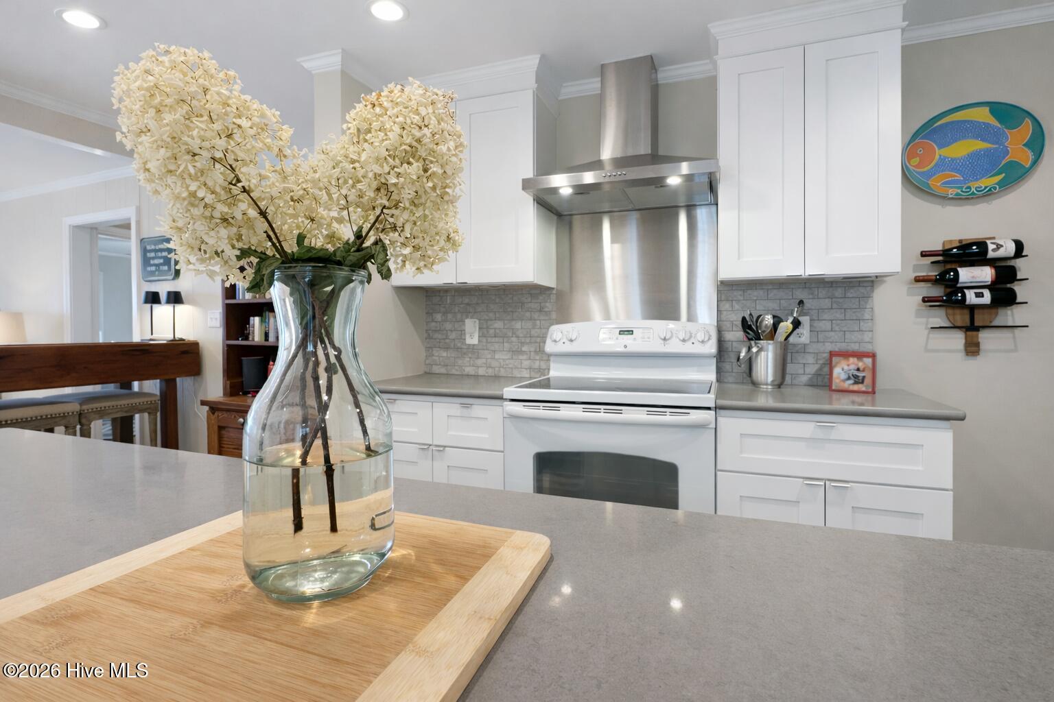 2908 Canal Cove Road Lake Waccamaw, NC 28450 - Photo 10 of 25 2908 Canal Cove - Kitchen (3)