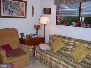 688 Pembroke Road Rydal, PA 19046 - Photo 4 of 5