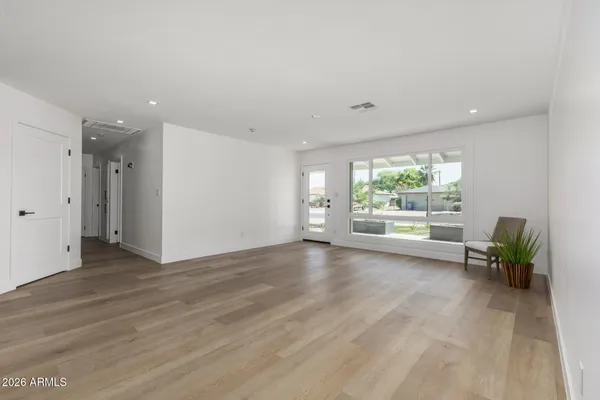 $599,999 | 1244 East Hermosa Drive, Tempe, AZ 85282