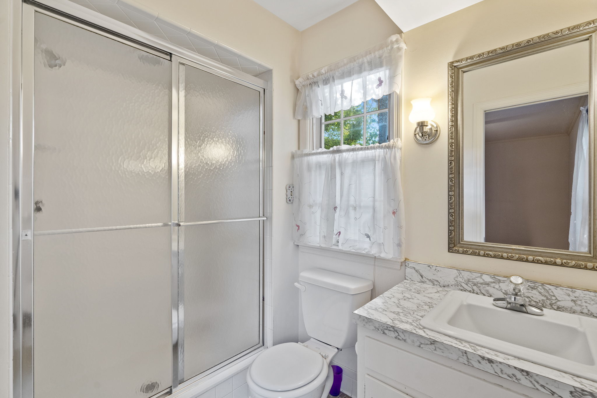 9040 Wickham Road Indianapolis, IN 46260 - Photo 18 of 47 Gallery Image 18