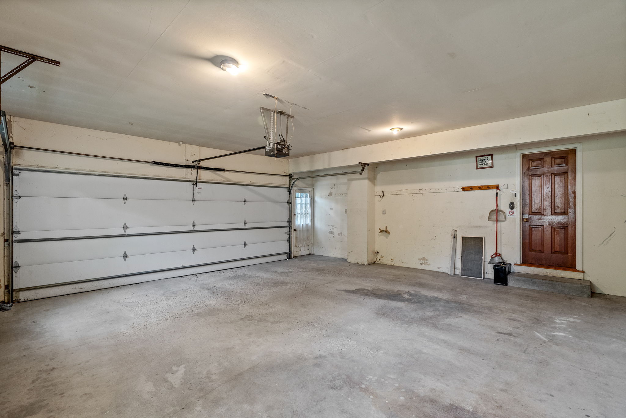 9040 Wickham Road Indianapolis, IN 46260 - Photo 38 of 47 Gallery Image 38