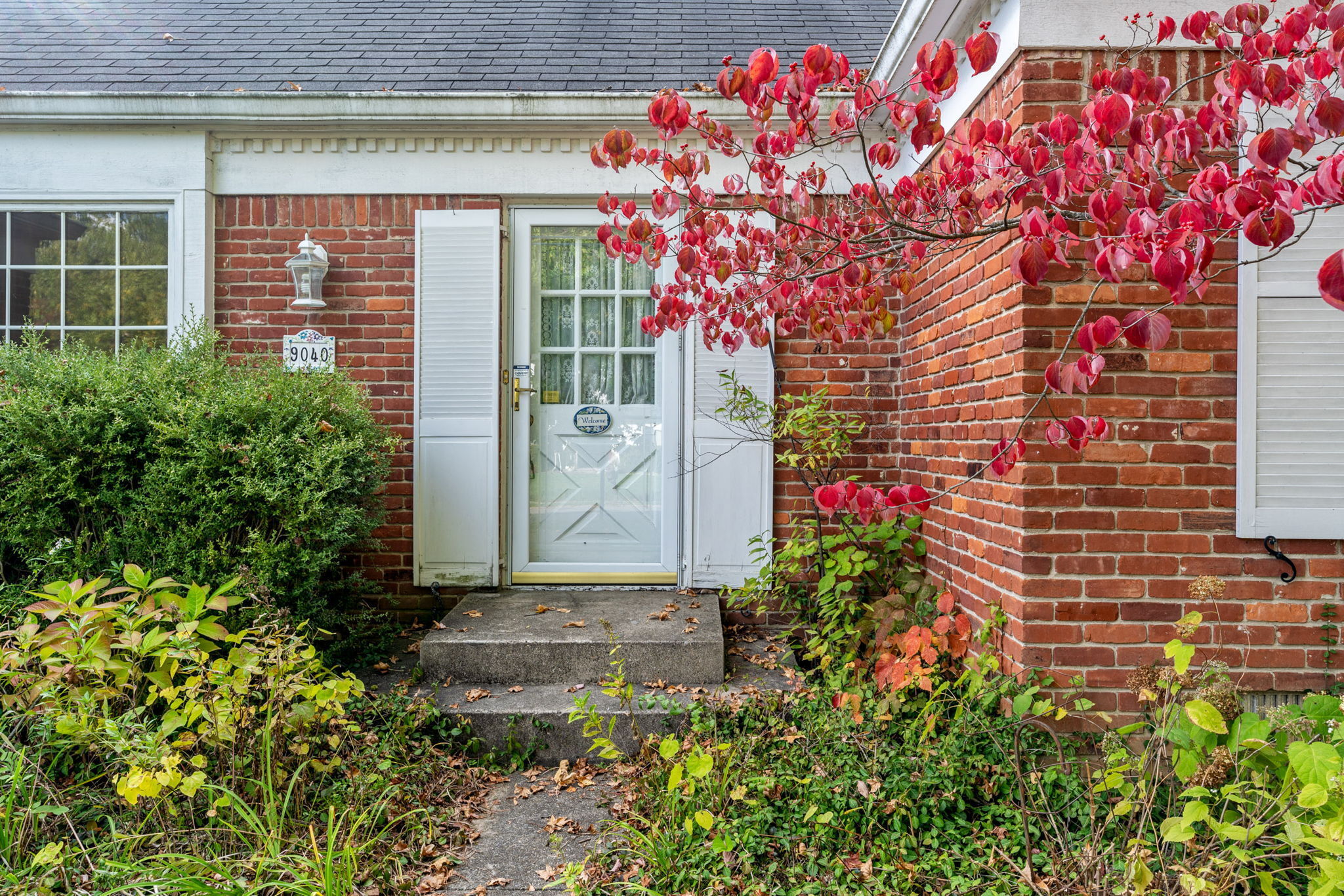 9040 Wickham Road Indianapolis, IN 46260 - Photo 4 of 47 Gallery Image 4