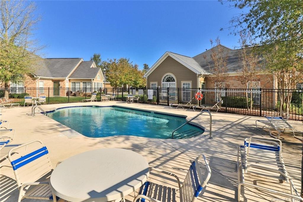 5215 Prosperity Ridge Road Charlotte, NC 28269 - Photo 22 of 23 Gallery Image 22