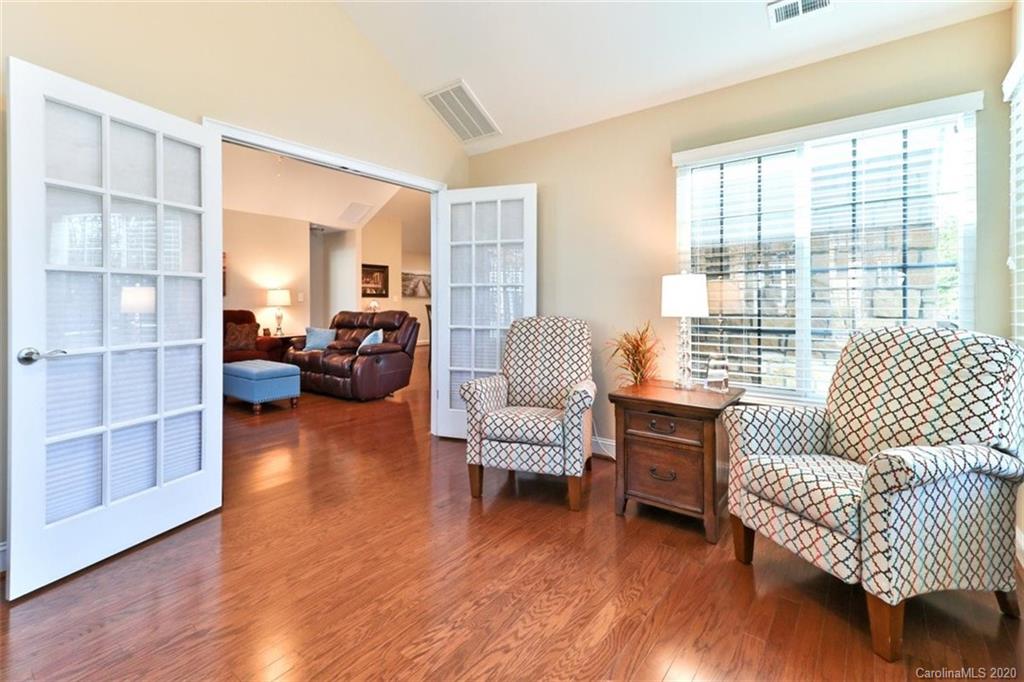 5215 Prosperity Ridge Road Charlotte, NC 28269 - Photo 7 of 23 Gallery Image 7
