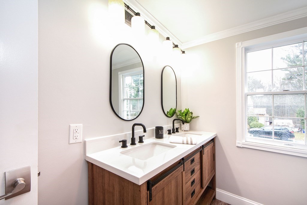 27 South Shore Road Holbrook, MA 02343 - Photo 29 of 37