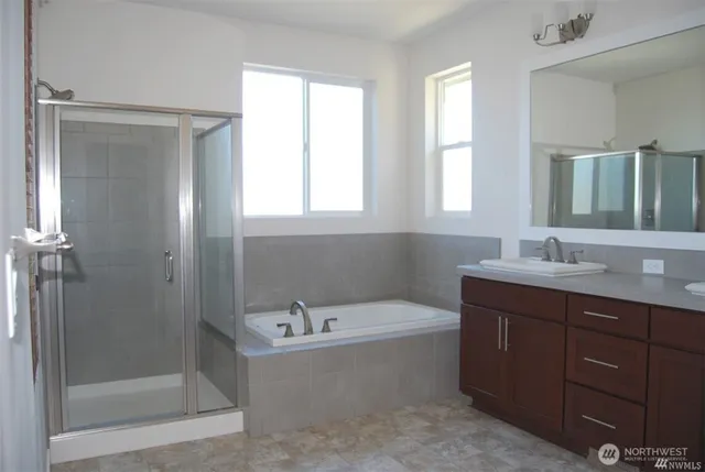 $4,000 | 1596 Northeast Falls Drive, Issaquah, WA 98029