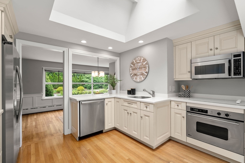 31 Millbrook Road Westwood, MA 02090 - Photo 15 of 39 Gallery Image 15