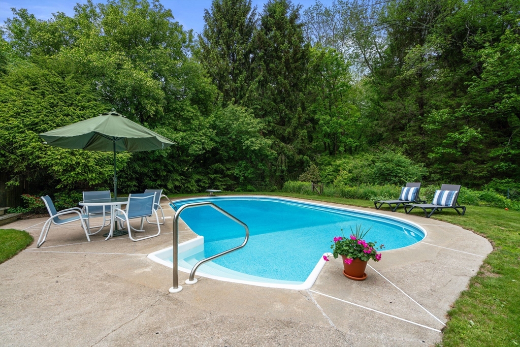 31 Millbrook Road Westwood, MA 02090 - Photo 38 of 39 Gallery Image 38