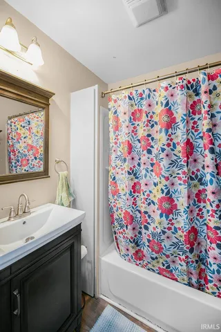 $169,900 | 8500 East Wesley Lane, North Webster, IN 46555