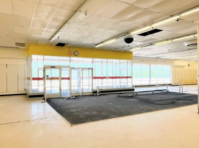 a view of a indoor garage