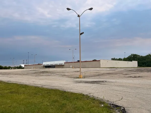 $12,500,000 | 1500 West Lincoln Highway, New Lenox, IL 60451