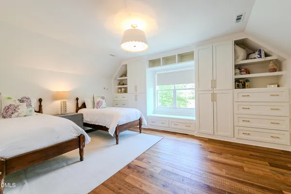 $1,585,000 | 114 Crestview Road, Raleigh, NC 27609