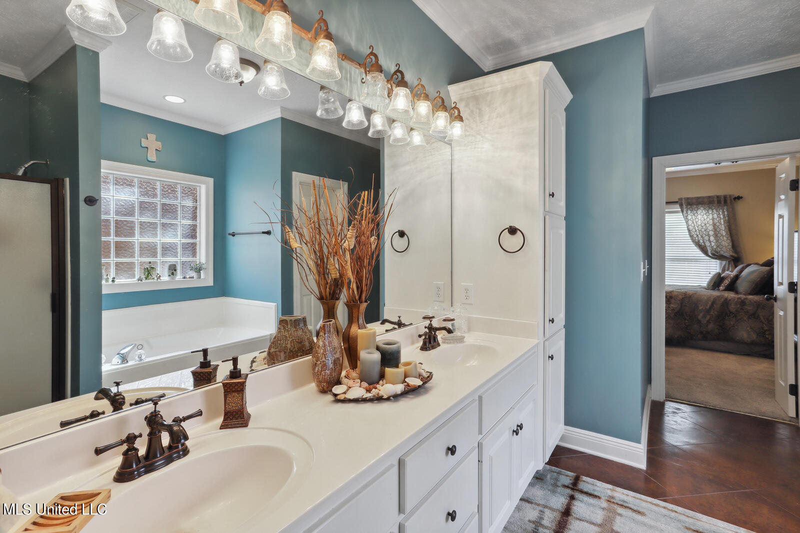 135 Pine Ridge Circle Brandon, MS 39047 - Photo 12 of 20 .