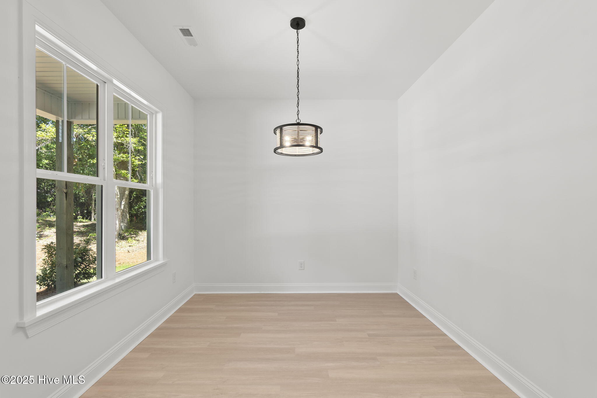 341 McCabe Road Morehead City, NC 28557 - Photo 12 of 38 Formal Dining Room