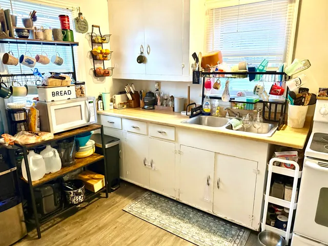 $97,500 | 3416 West Riverside Avenue, Muncie, IN 47304