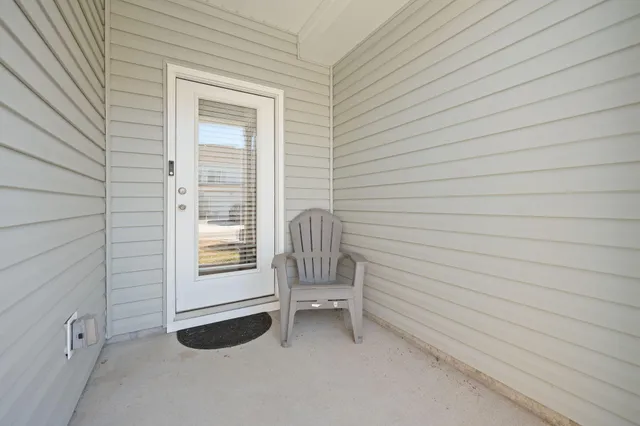 $325,000 | 328 Surfbird Road, Summerville, SC 29486