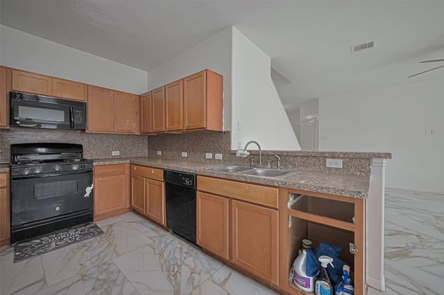 $275,999 | 7727 Friesian Meadow Lane, Humble, TX 77338