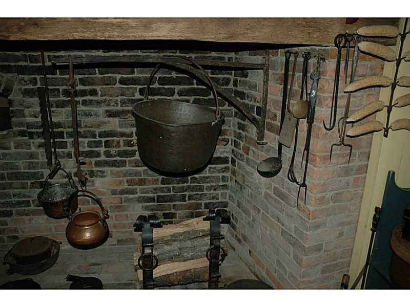 144 Ferry Road Saco, ME 04072 - Photo 12 of 34 Kitchen. Early crane in the wide...