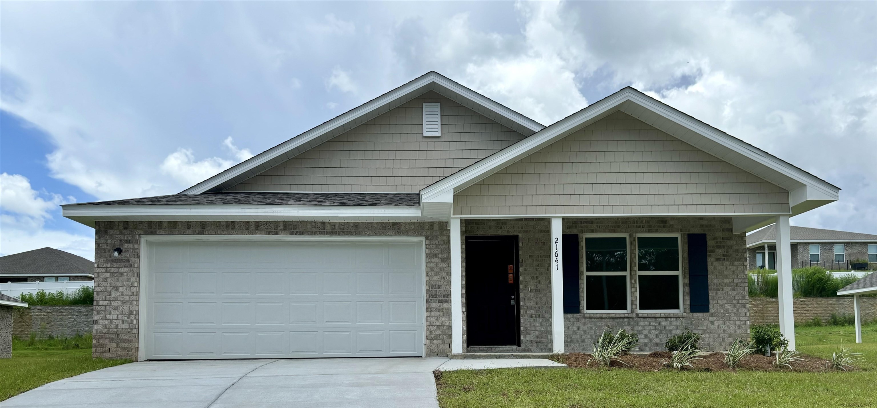 21641 Sutherland Circle Fairhope, AL 36532 - Photo 1 of 17 Front Of Structure