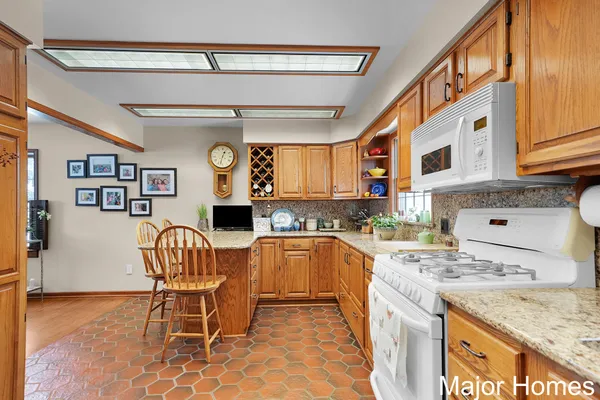 $440,000 | 3146 Pinedale Drive Southwest, Grandville, MI 49418