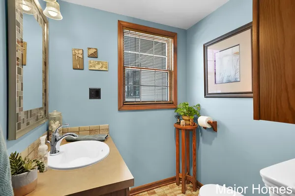 $440,000 | 3146 Pinedale Drive Southwest, Grandville, MI 49418