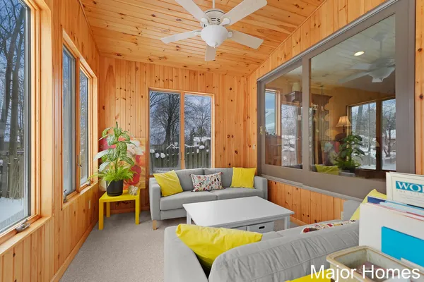 $440,000 | 3146 Pinedale Drive Southwest, Grandville, MI 49418