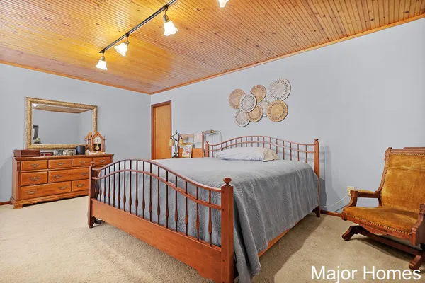 $440,000 | 3146 Pinedale Drive Southwest, Grandville, MI 49418