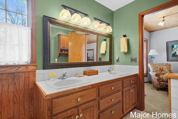 $440,000 | 3146 Pinedale Drive Southwest, Grandville, MI 49418