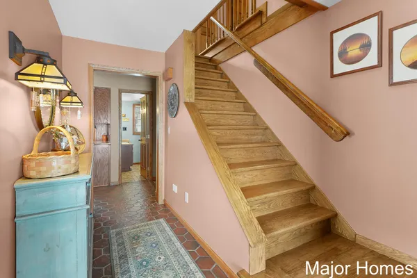 $440,000 | 3146 Pinedale Drive Southwest, Grandville, MI 49418