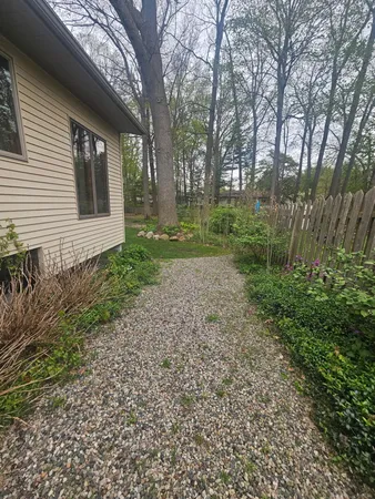 $440,000 | 3146 Pinedale Drive Southwest, Grandville, MI 49418