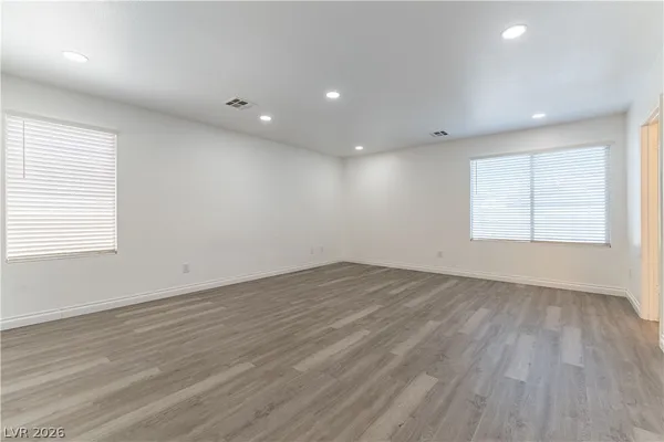 $2,895 | 11016 Dornoch Castle Street, Las Vegas, NV 89141