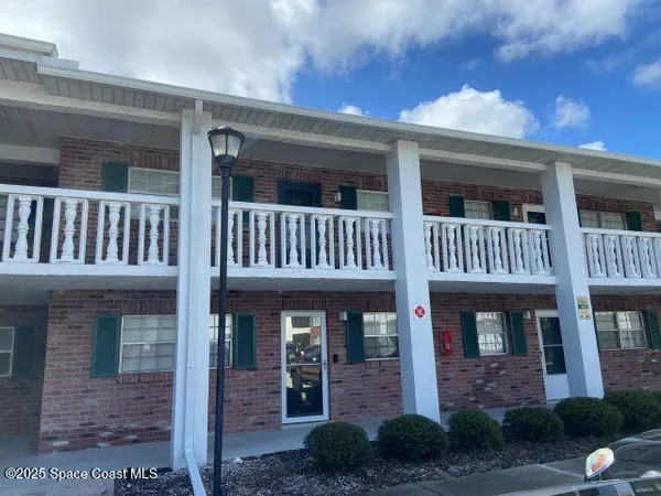 $142,800 | 1900 Knox McRae Drive, Unit 211H, Titusville, FL 32780