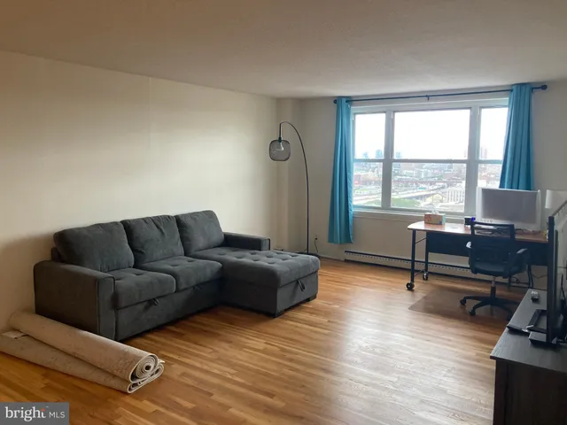 $1,299 | 1101 St Paul Street, Unit 1403, Baltimore, MD 21202