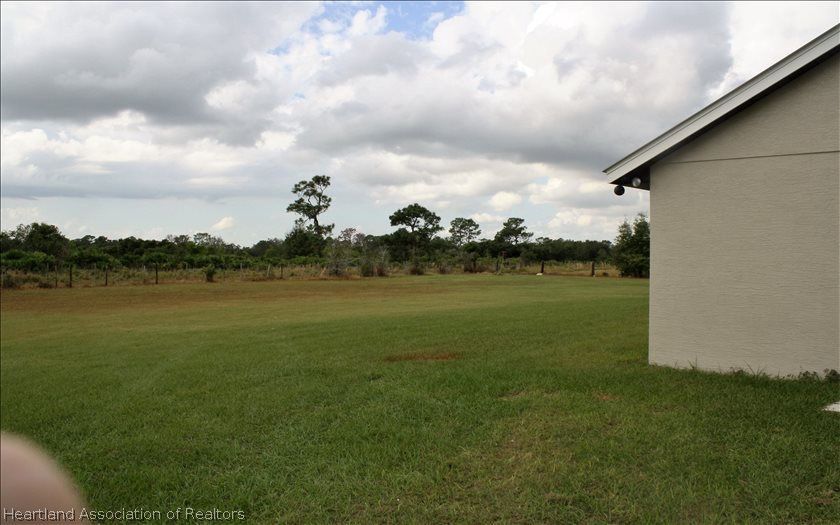 132 Williams Road Lake Placid, FL 33852 - Photo 2 of 14 Gallery Image 2