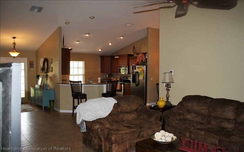 132 Williams Road Lake Placid, FL 33852 - Photo 7 of 14 Gallery Image 7