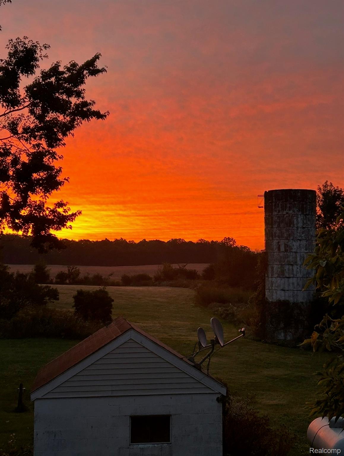 1285 South Cummings Road Davison, MI 48423 - Photo 18 of 68 Sun Set