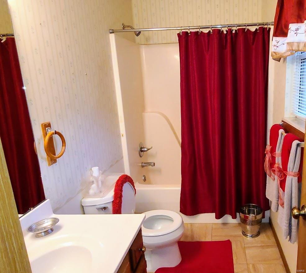 92 Fox Run Road Collinsville, IL 62234 - Photo 8 of 17 Gallery Image 8