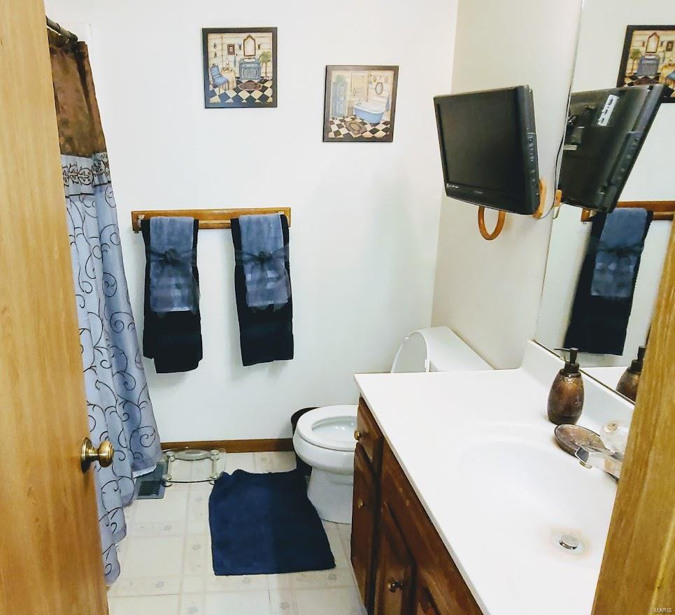92 Fox Run Road Collinsville, IL 62234 - Photo 10 of 17 Gallery Image 10